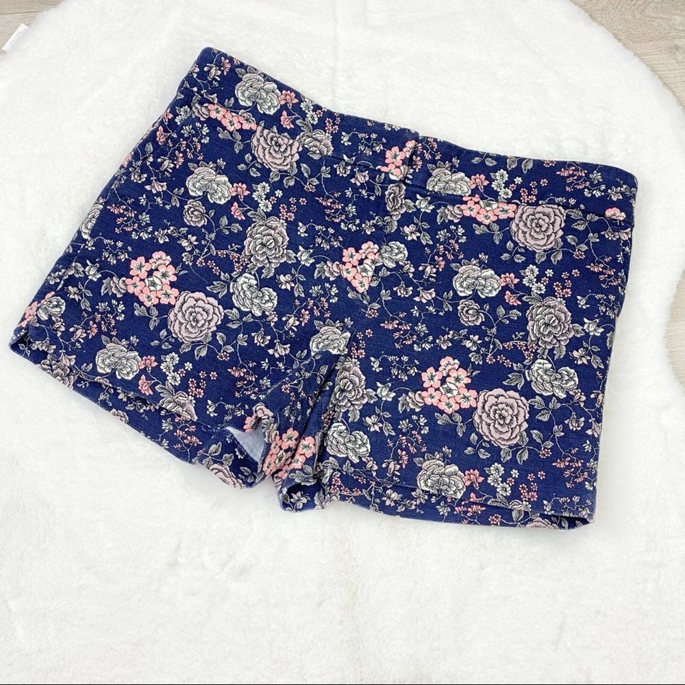 Ann Taylor LOFT Riviera Floral Woven Flat Front Shorts Size 10 Blue